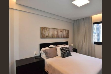 Apartamento à venda com 216m², 4 quartos e 4 vagasQuarto 