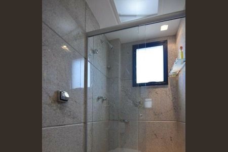 Apartamento à venda com 216m², 4 quartos e 4 vagasBanheiro 