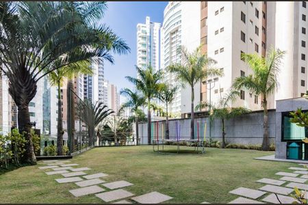Apartamento à venda com 216m², 4 quartos e 4 vagasÁrea comum