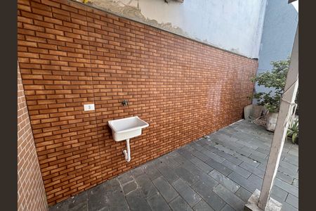 Casa para alugar com 25m², 1 quarto e sem vaga Casa para alugar com 25m², 1 quarto e sem vagaÁrea de Serviço