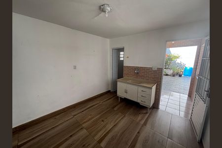 Sala/Cozinha de casa para alugar com 1 quarto, 25m² em Ermelino Matarazzo, São Paulo