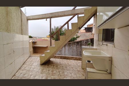 Casa para alugar com 160m², 2 quartos e 1 vaga