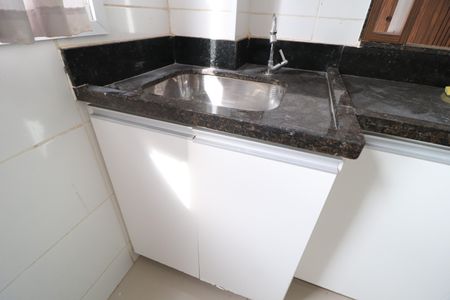 Apartamento para alugar com 56m², 2 quartos e 2 vagasCozinha e Área de Serviço
