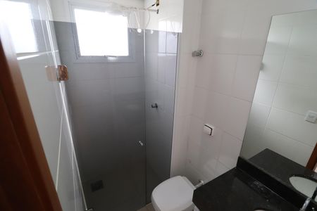 Apartamento para alugar com 56m², 2 quartos e 2 vagasBanheiro do Quarto 2