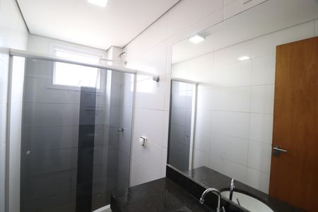 Apartamento para alugar com 56m², 2 quartos e 2 vagasBanheiro Social