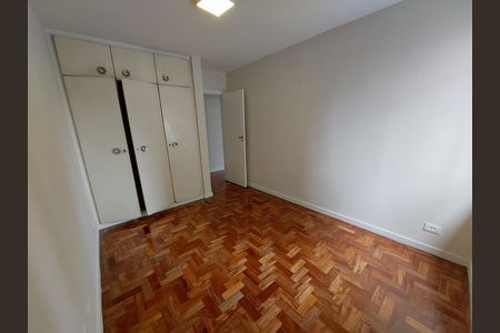 Apartamento para alugar com 72m², 2 quartos e 1 vagaQuarto