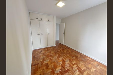 Apartamento para alugar com 72m², 2 quartos e 1 vagaQuarto