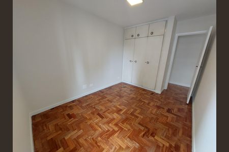 Apartamento para alugar com 72m², 2 quartos e 1 vagaQuarto