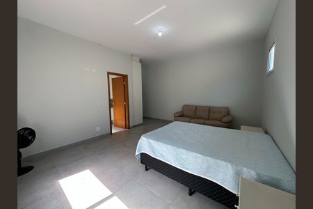 Casa de condomínio para alugar com 360m², 5 quartos e 4 vagasSuíte 3