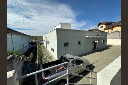 Casa de condomínio para alugar com 360m², 5 quartos e 4 vagasFachada