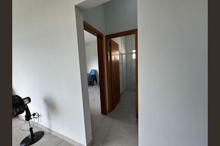 Casa de condomínio para alugar com 360m², 5 quartos e 4 vagasSala