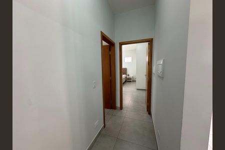 Casa de condomínio para alugar com 360m², 5 quartos e 4 vagasCorredor