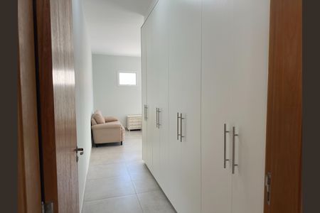 Casa de condomínio para alugar com 360m², 5 quartos e 4 vagasSuíte 3