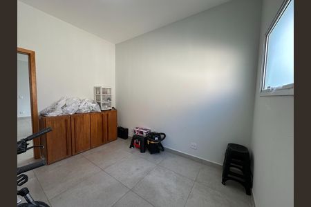 Casa de condomínio para alugar com 360m², 5 quartos e 4 vagasQuarto