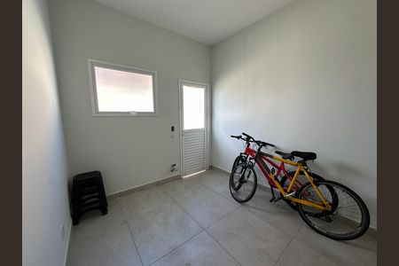 Casa de condomínio para alugar com 360m², 5 quartos e 4 vagasQuarto