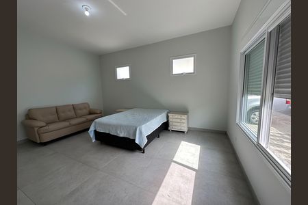 Casa de condomínio para alugar com 360m², 5 quartos e 4 vagasSuíte 3