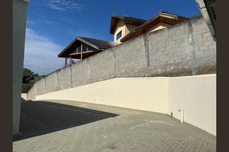 Casa de condomínio para alugar com 360m², 5 quartos e 4 vagasGaragem