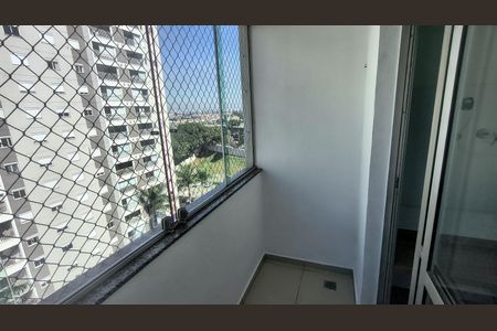 Apartamento à venda com 70m², 1 quarto e 1 vaga Apartamento à venda com 70m², 1 quarto e 1 vagaVaranda