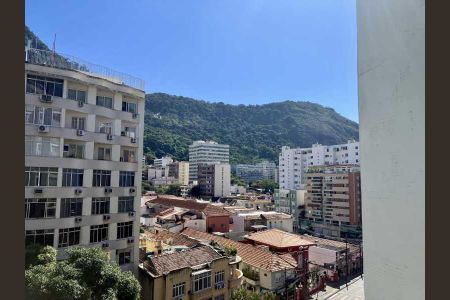 Apartamento à venda com 50m², 1 quarto e sem vaga