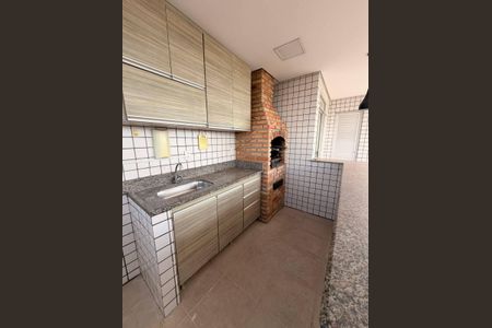 Apartamento à venda com 176m², 4 quartos e 2 vagas