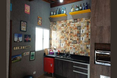 Casa de condomínio à venda com 141m², 3 quartos e 2 vagas
