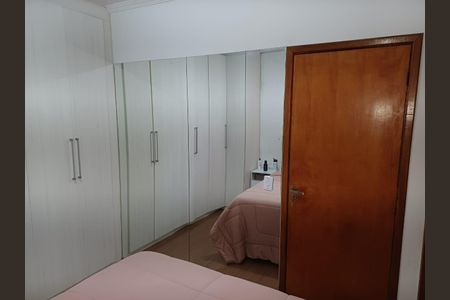 Casa de condomínio à venda com 141m², 3 quartos e 2 vagas