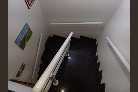 Casa de condomínio à venda com 141m², 3 quartos e 2 vagas