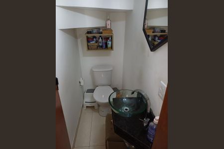 Casa de condomínio à venda com 141m², 3 quartos e 2 vagas