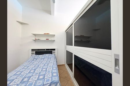 Casa à venda com 214m², 5 quartos e 5 vagas Casa à venda com 214m², 5 quartos e 5 vagasQuarto 1 - Casa 2