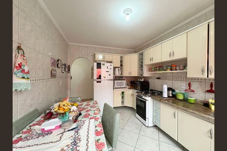 Casa à venda com 214m², 5 quartos e 5 vagas Casa à venda com 214m², 5 quartos e 5 vagasCozinha - Casa 1