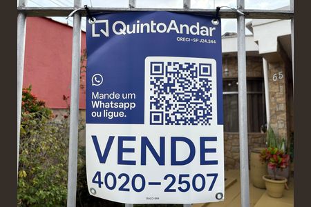 Casa à venda com 214m², 5 quartos e 5 vagas Casa à venda com 214m², 5 quartos e 5 vagasPlaca