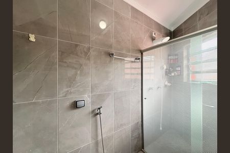 Casa à venda com 214m², 5 quartos e 5 vagas Casa à venda com 214m², 5 quartos e 5 vagasBanheiro da Suíte - Casa 1