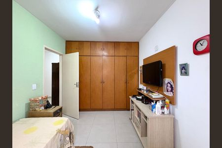 Casa à venda com 214m², 5 quartos e 5 vagas Casa à venda com 214m², 5 quartos e 5 vagasSuíte - Casa 1