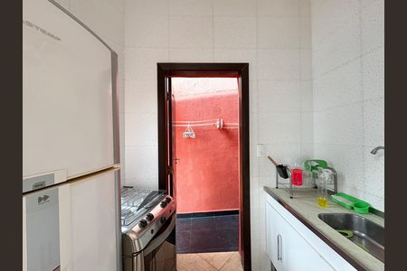 Casa à venda com 214m², 5 quartos e 5 vagas Casa à venda com 214m², 5 quartos e 5 vagasCozinha - Casa 2