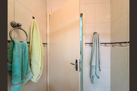 Casa à venda com 214m², 5 quartos e 5 vagas Casa à venda com 214m², 5 quartos e 5 vagasBanheiro - Casa 1