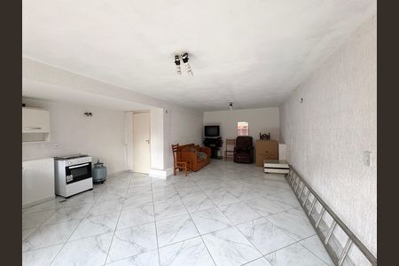 Casa à venda com 214m², 5 quartos e 5 vagas Casa à venda com 214m², 5 quartos e 5 vagasSalão