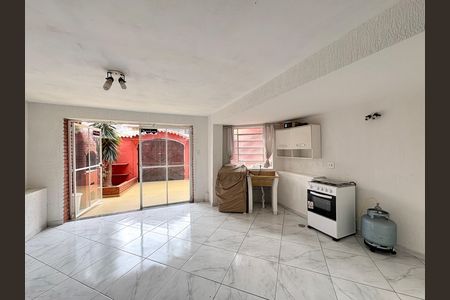 Casa à venda com 214m², 5 quartos e 5 vagas Casa à venda com 214m², 5 quartos e 5 vagasSalão