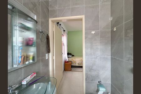 Casa à venda com 214m², 5 quartos e 5 vagas Casa à venda com 214m², 5 quartos e 5 vagasBanheiro da Suíte - Casa 1