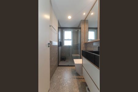 Apartamento à venda com 94m², 2 quartos e 1 vaga Apartamento à venda com 94m², 2 quartos e 1 vagaBanheiro da Suíte 1