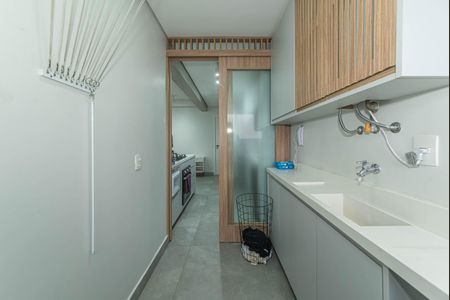 Apartamento à venda com 94m², 2 quartos e 1 vaga Apartamento à venda com 94m², 2 quartos e 1 vagaLavanderia