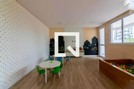Apartamento à venda com 94m², 2 quartos e 1 vaga Apartamento à venda com 94m², 2 quartos e 1 vagaArea Comum