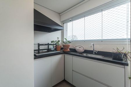 Apartamento à venda com 94m², 2 quartos e 1 vaga Apartamento à venda com 94m², 2 quartos e 1 vagaVaranda