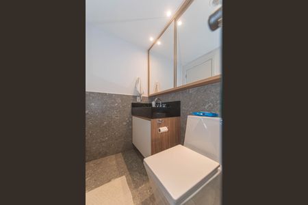 Apartamento à venda com 94m², 2 quartos e 1 vaga Apartamento à venda com 94m², 2 quartos e 1 vagaBanheiro da Suíte 2