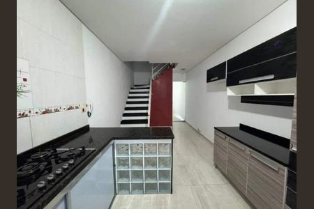 Casa à venda com 79m², 2 quartos e 2 vagas