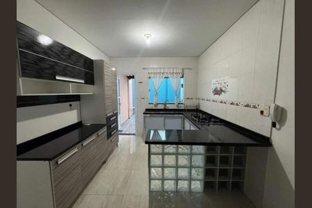 Casa à venda com 79m², 2 quartos e 2 vagas