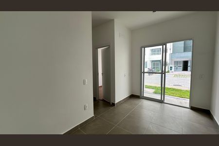 Sala de apartamento para alugar com 2 quartos, 67m² em Recreio dos Bandeirantes, Rio de Janeiro