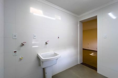 Studio para alugar com 35m², 1 quarto e sem vaga Studio para alugar com 35m², 1 quarto e sem vagaCozinha