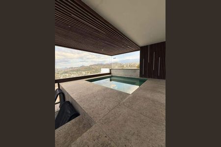 Apartamento à venda com 149m², 1 quarto e sem vaga