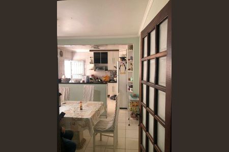 Casa à venda com 3 quartos, 137m² em Jardim Santa Edwirges, Guarulhos