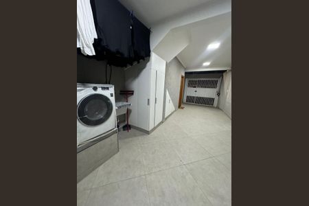 Casa à venda com 90m², 2 quartos e 2 vagas
